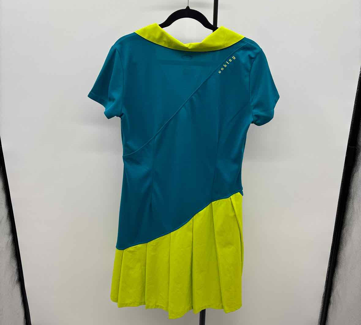 Oakley Women's Size 14 Teal Color Block Dress