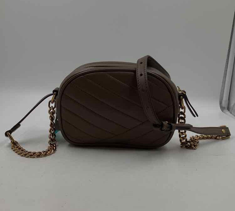 TORY BURCH Taupe Chevron Quilted Leather KIRA Small Camera Bag Style Crossbody Purse
