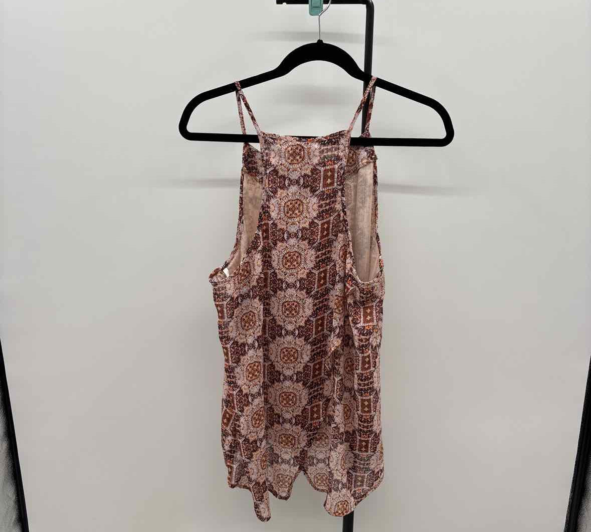 Knox Rose Women's Size L Peach medallion Sleeveless Shirt
