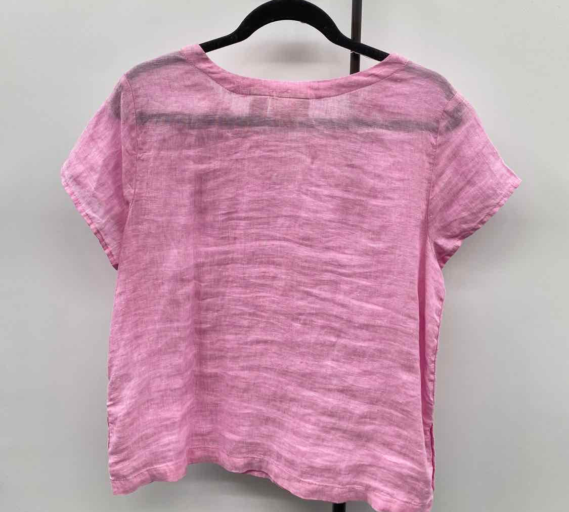 Cynthia Rowley Women's Size M Pink Textured Short Sleeve Shirt