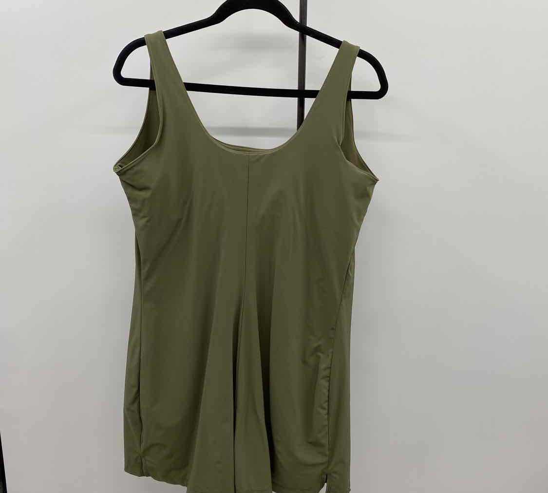 Nike Women's Size 14 Green Solid Dress