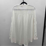 Cato Women's Size 3X White Textured Long Sleeve Shirt