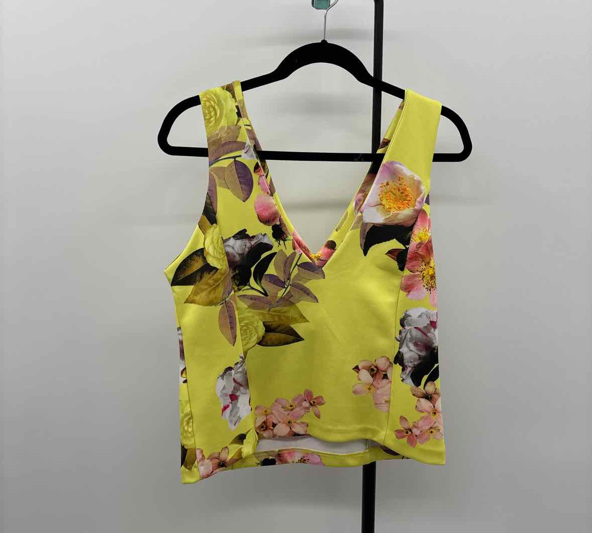 Bold Elements Women's Size L Yellow Floral Sleeveless Shirt