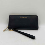 Michael Kors Women's Black Luxe textured Wallet