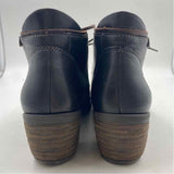 Pikolinos Women's Shoe Size 6 Black Solid Boots