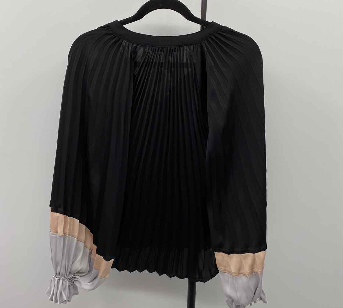 BCBG Women's Size xxs Black Solid Long Sleeve Shirt