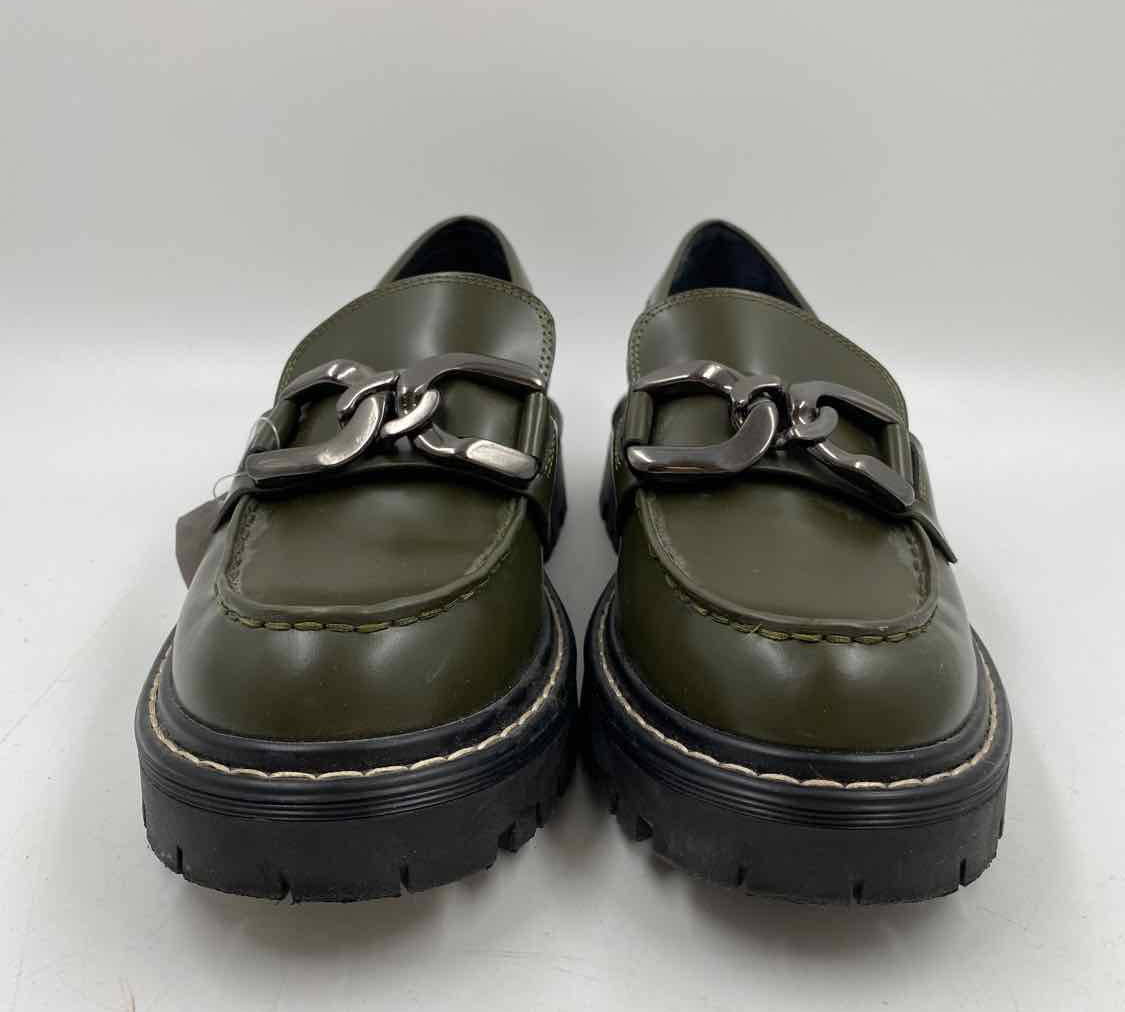 Marc Fisher Women's Shoe Size 7.5 Green Solid Loafers