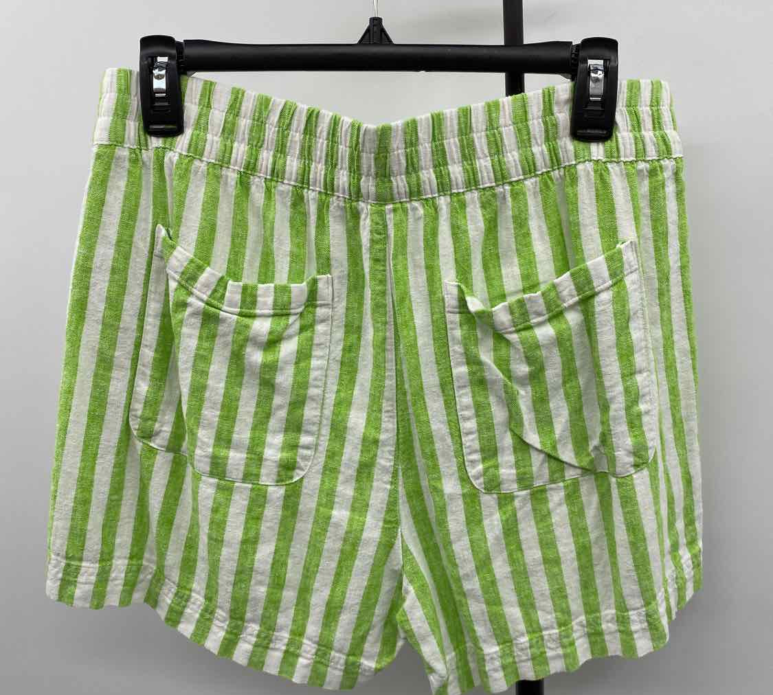 Old Navy Junior's Size 10 Green Stripe Shorts