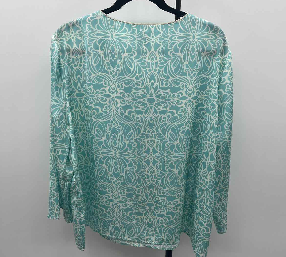 Chico's Women's Size XL Green Beaded Long Sleeve Shirt