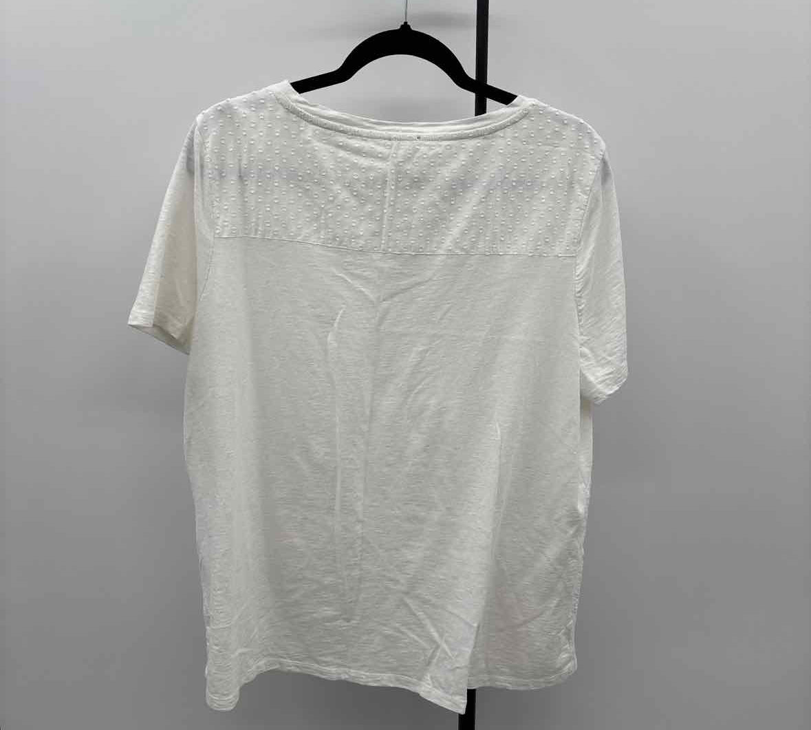 Chico's Women's Size XL White Textured Short Sleeve Shirt