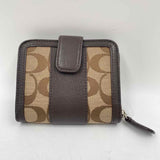 Coach Women's Tan Luxe Signature Wallet