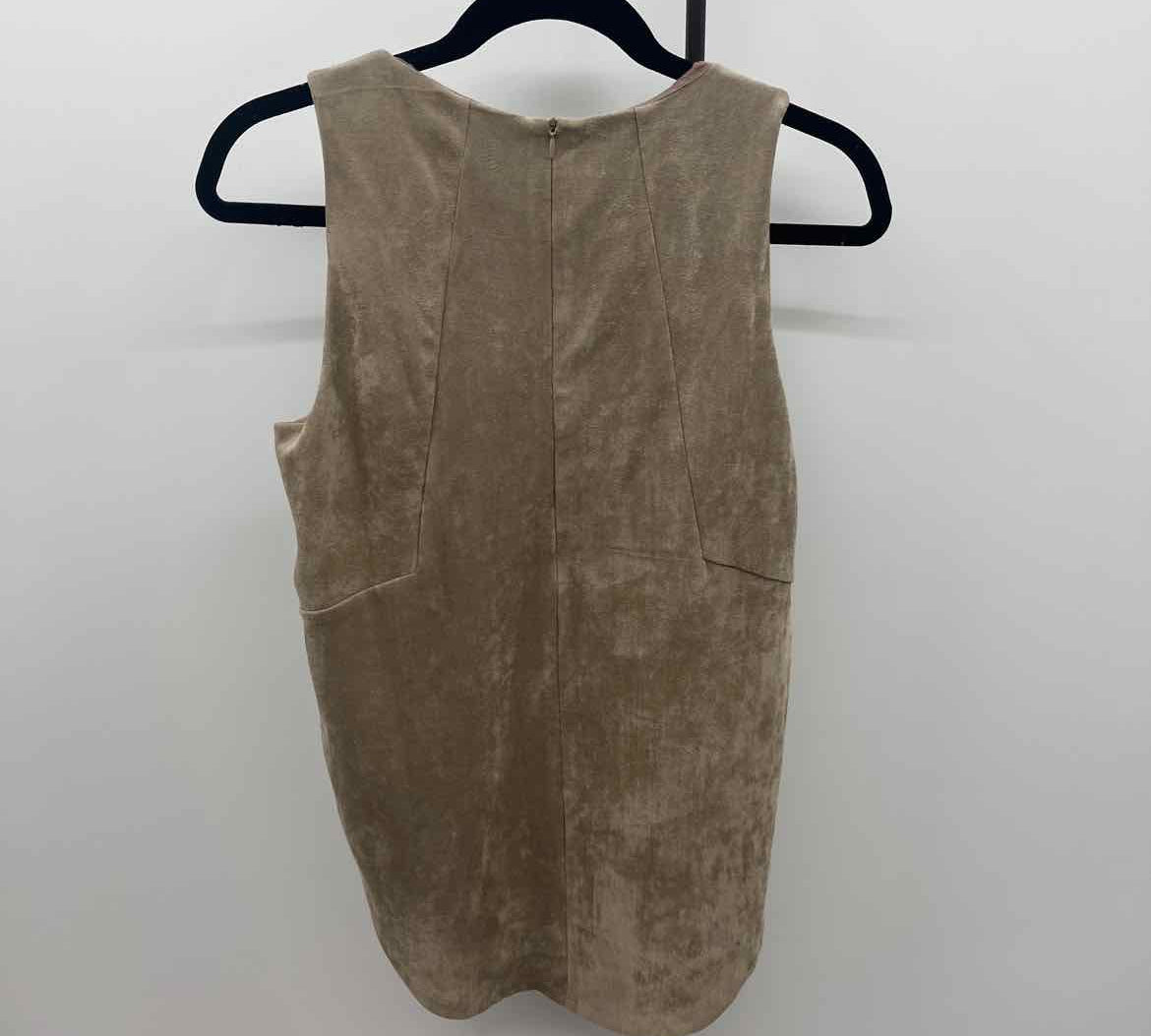 Lapis Women's Size M Tan Laser Cut Sleeveless Shirt