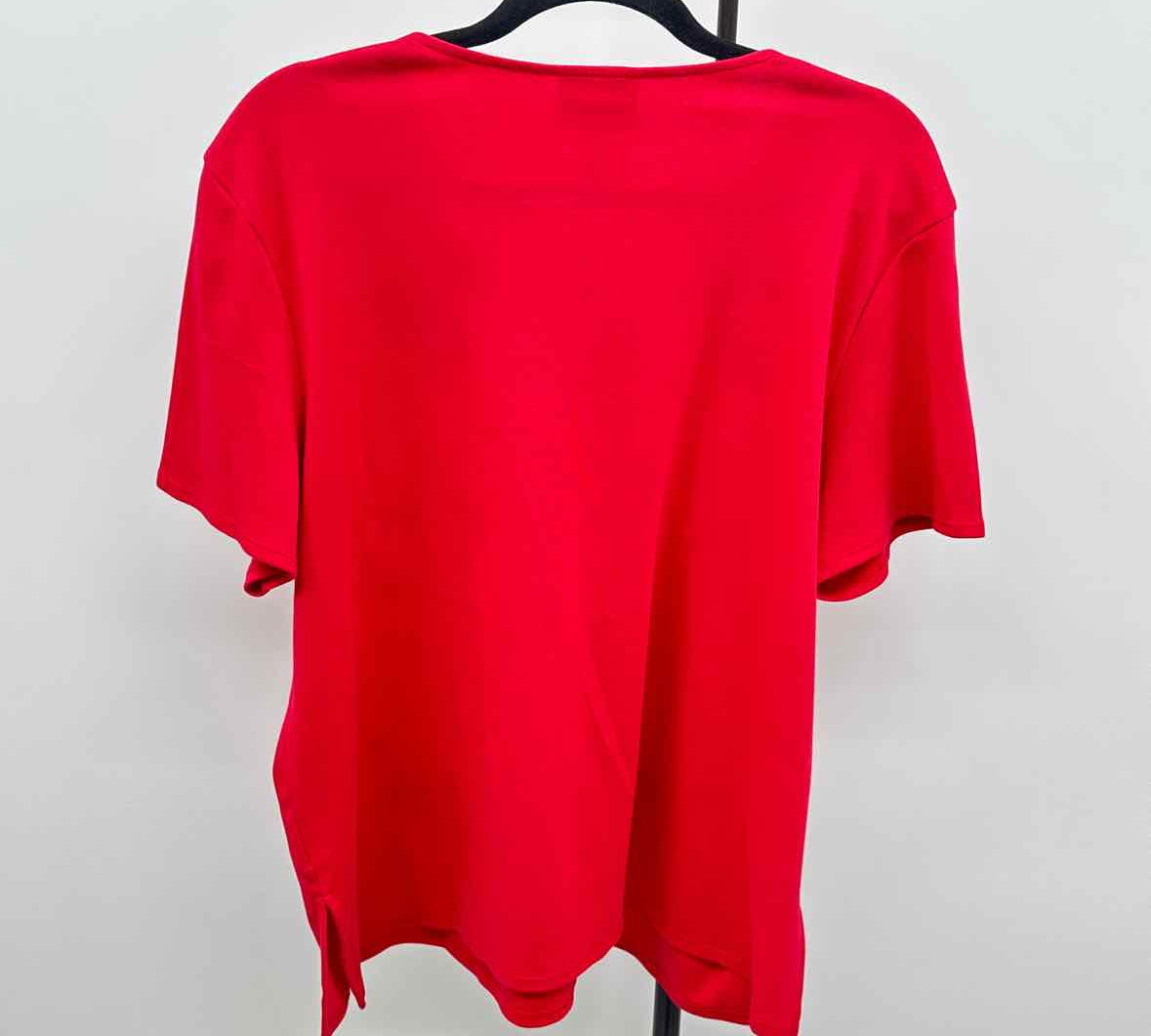 Alfred Dunner Women's Size L Red Stars Short Sleeve Shirt