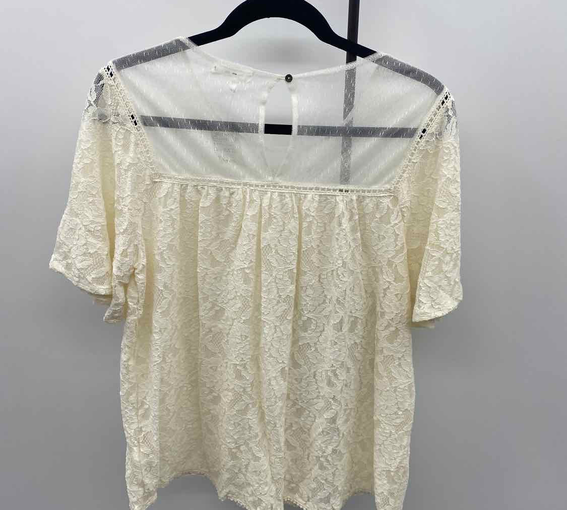 Maurice's Women's Size L Ivory Lace Short Sleeve Shirt
