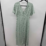 Revalation Women's Size 6 Green Floral Dress