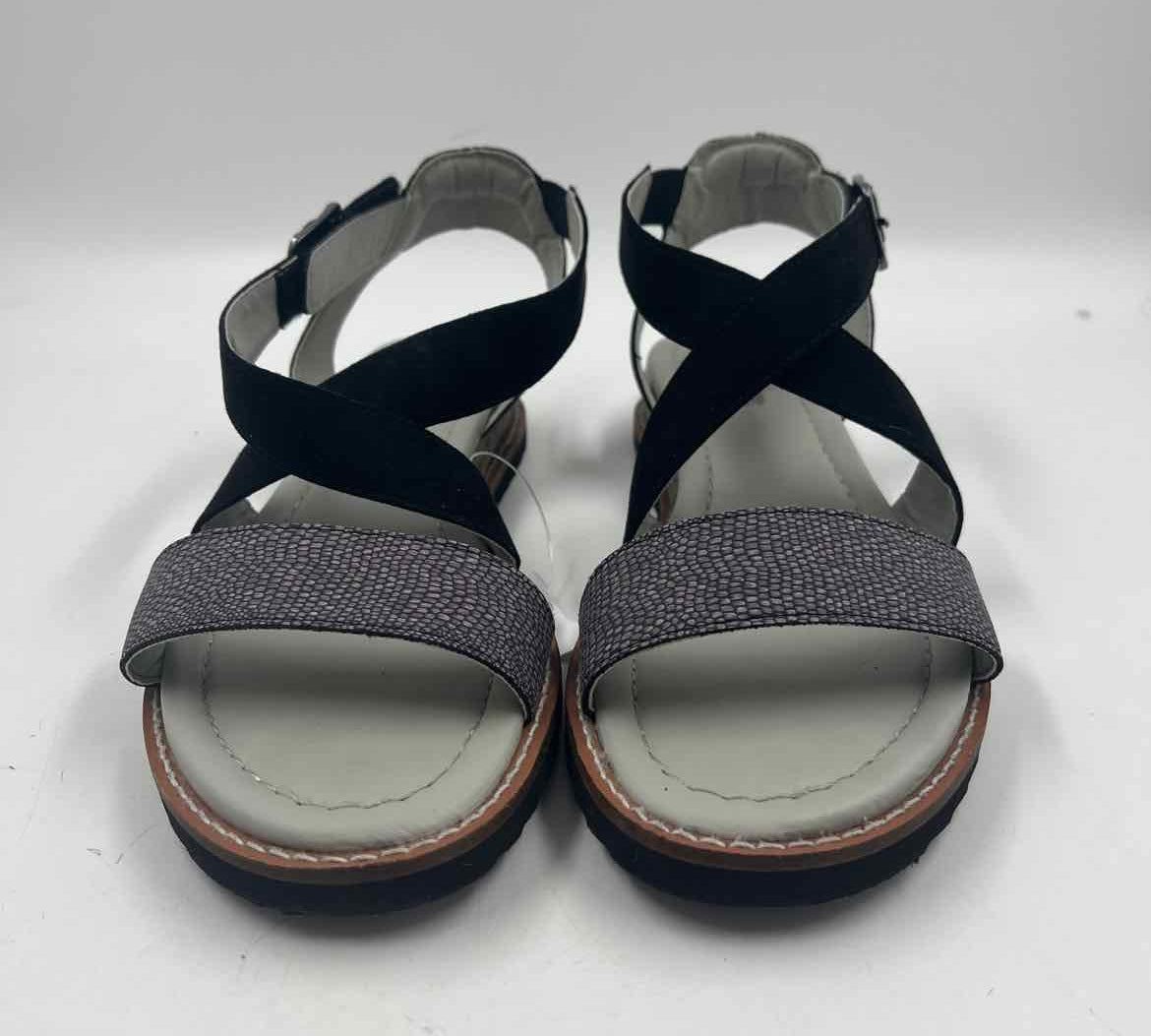 JBU Women's Shoe Size 8 Black Textured Sandals