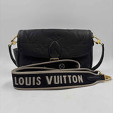 Louis Vuitton Women's Black Luxe Monogram Purse