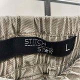 Stitch Star Women's Size 14 Green Solid Pants