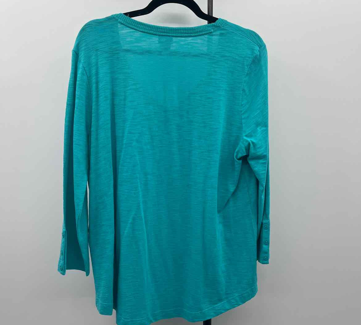 Chico's Women's Size L Aqua Textured Long Sleeve Shirt