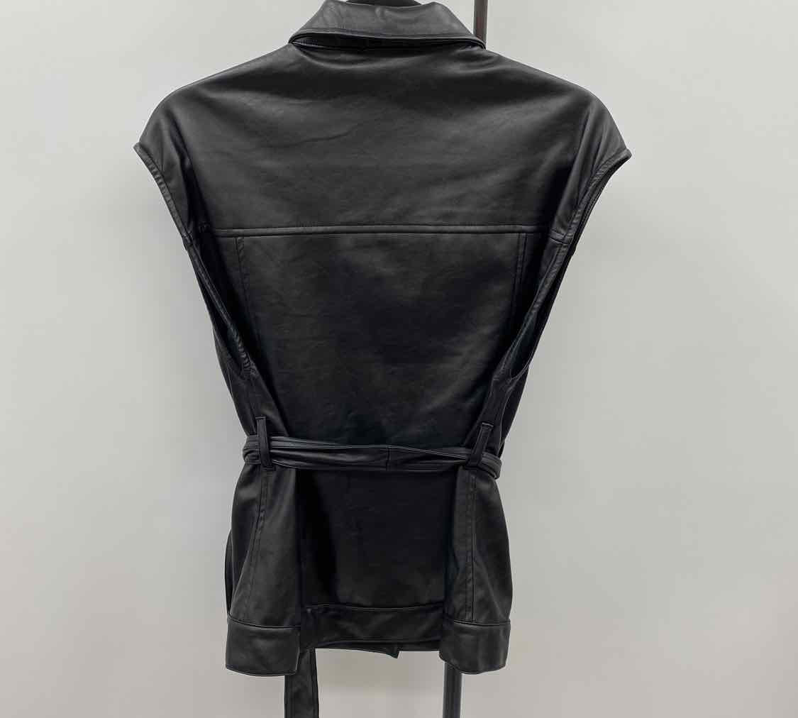 Elan Women's Size S Black Solid Vest