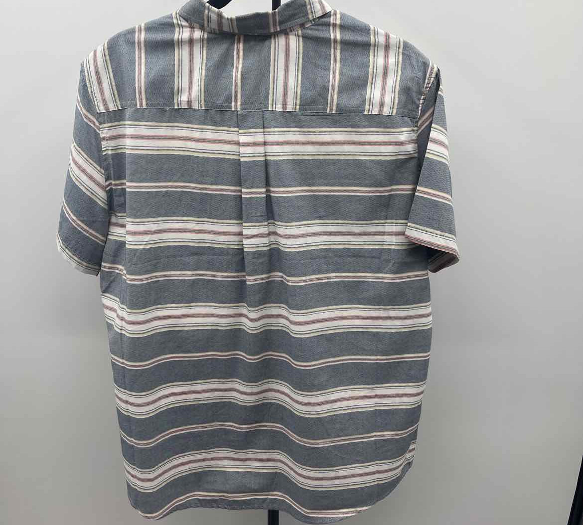 Eddie Bauer Men's Size L Blue Striped Short Sleeve Shirt