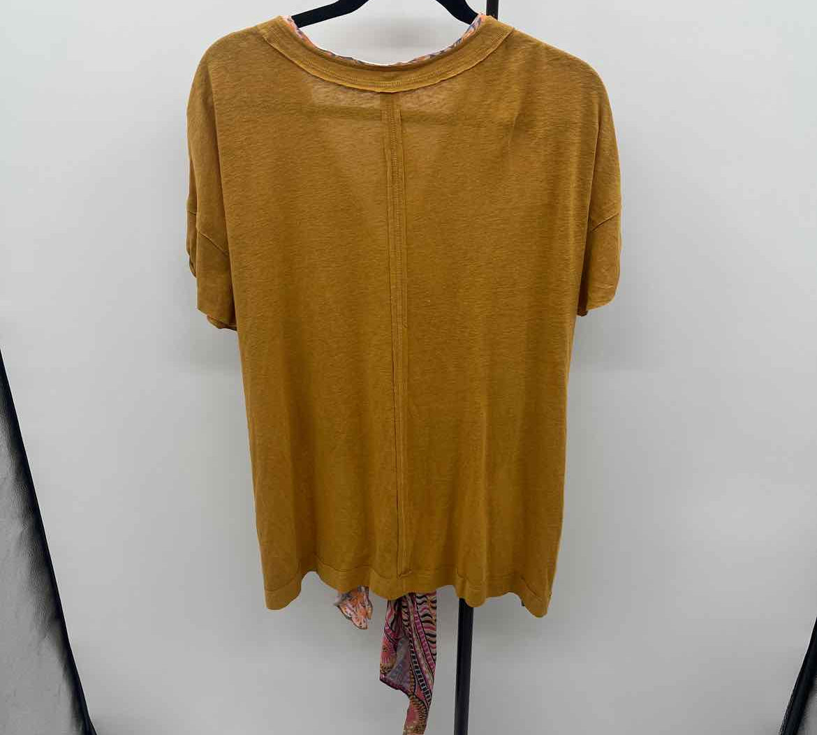 Free People Junior's Size L Mustard Yellow Floral Short Sleeve Shirt