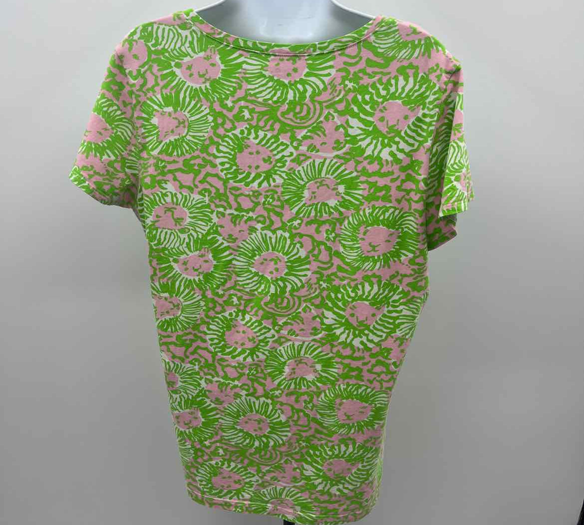 Lilly Pulitzer Women's Size XL Green Lions Short Sleeve Shirt