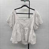 Old Navy Junior's Size 2X White Textured Short Sleeve Shirt