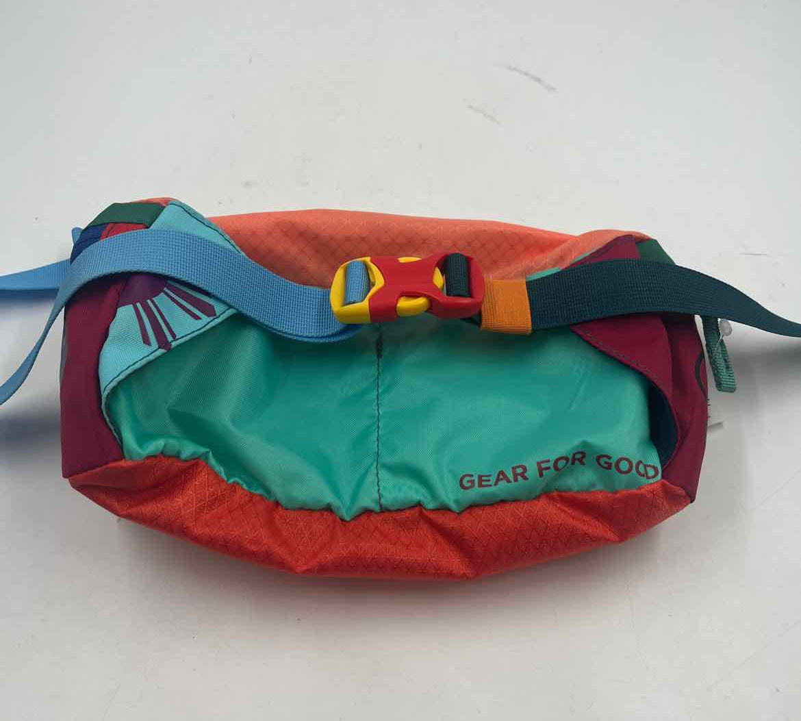 Cotopaxi Women's Multi-Color Color Block Purse