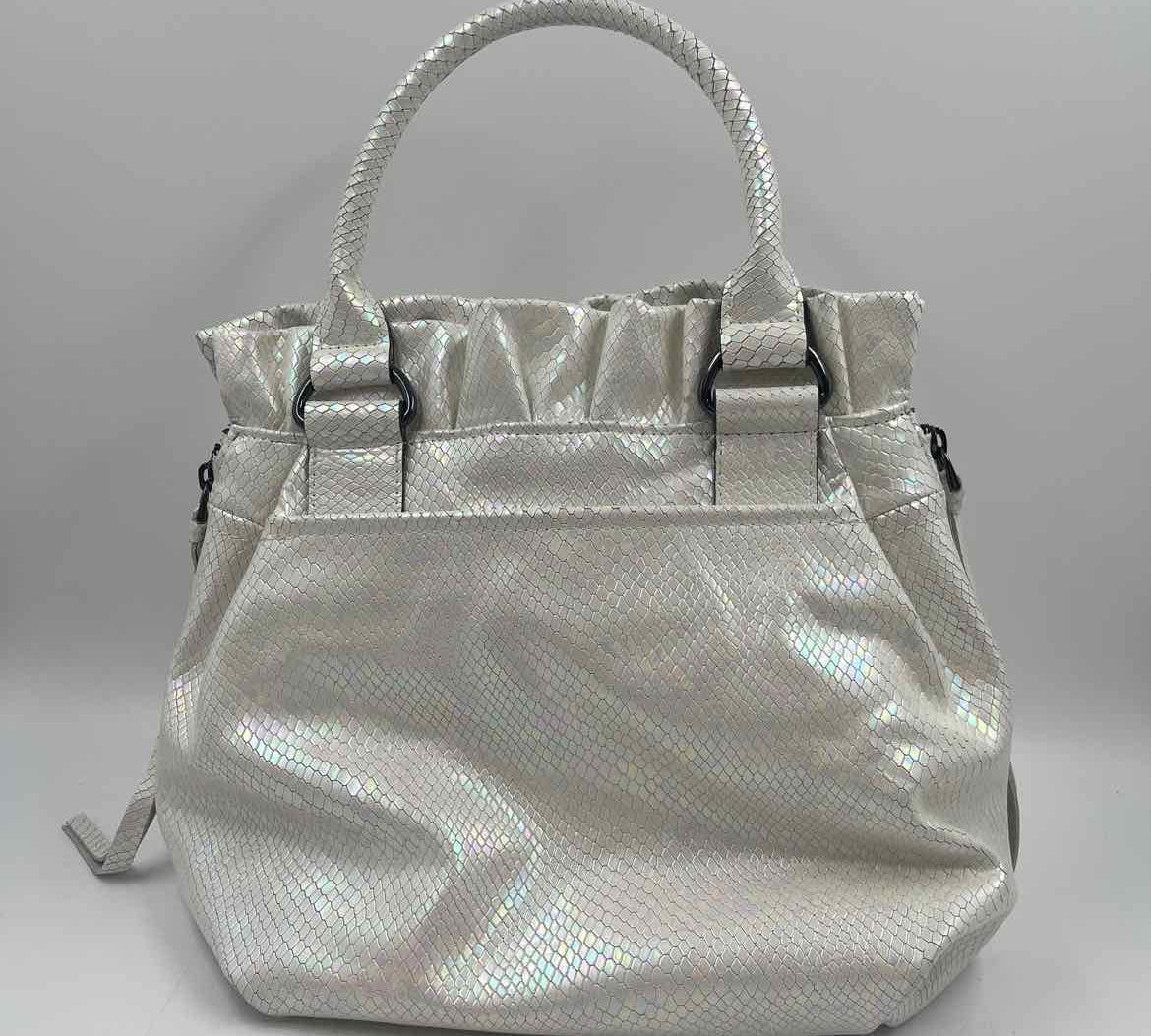 Aimee Kestenberg Women's White New with Tags Snakeskin Purse