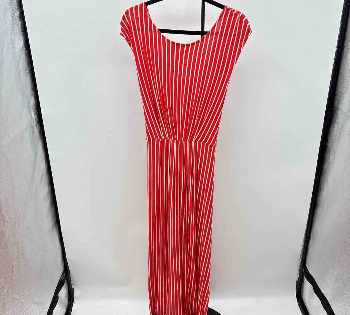 Isaac Mizrahi Women's Size 14P Red Stripe Dress