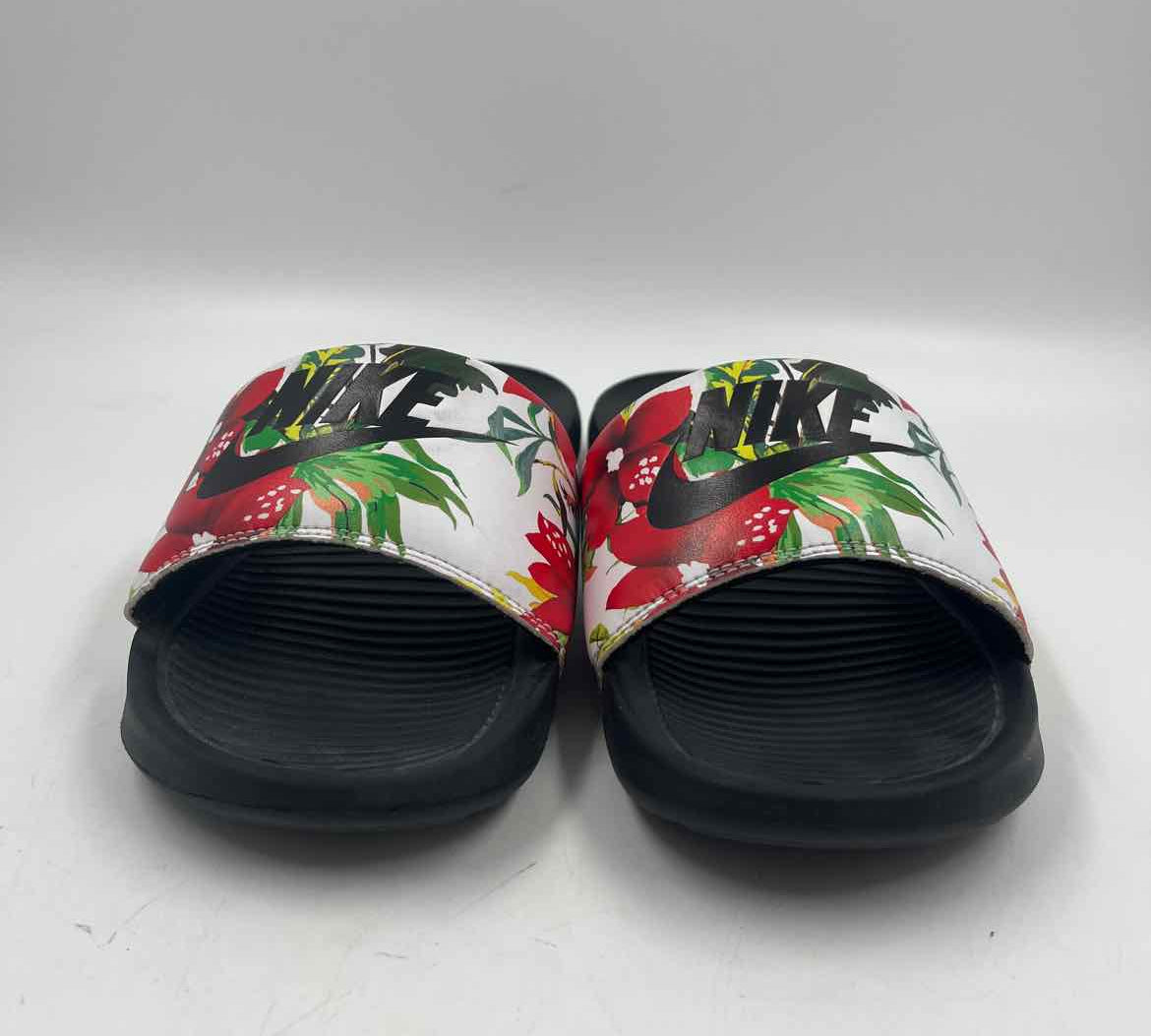Nike Women's Shoe Size 7 White Floral Sandals