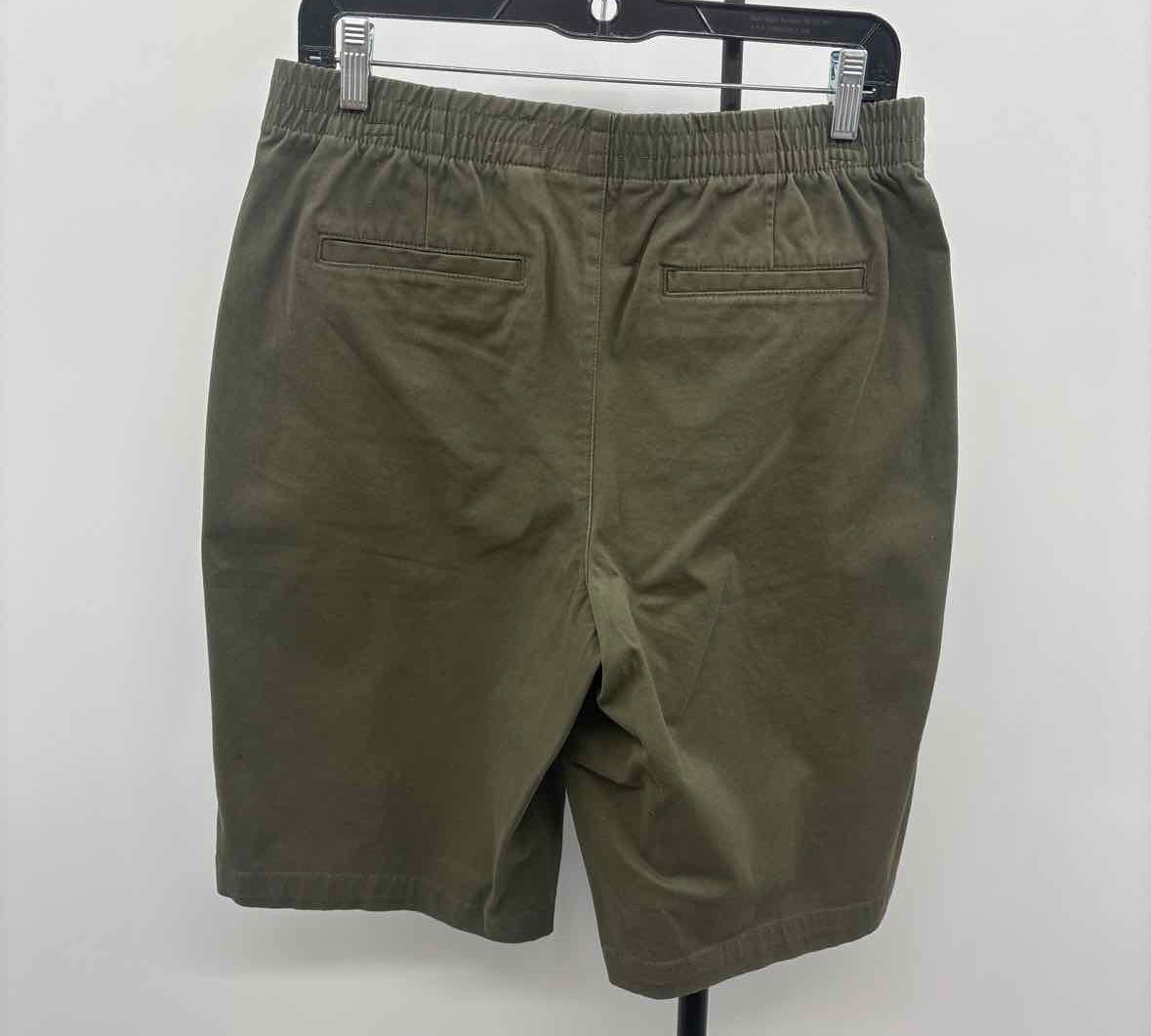 Lands' End Women's Size 8 Olive Solid Shorts