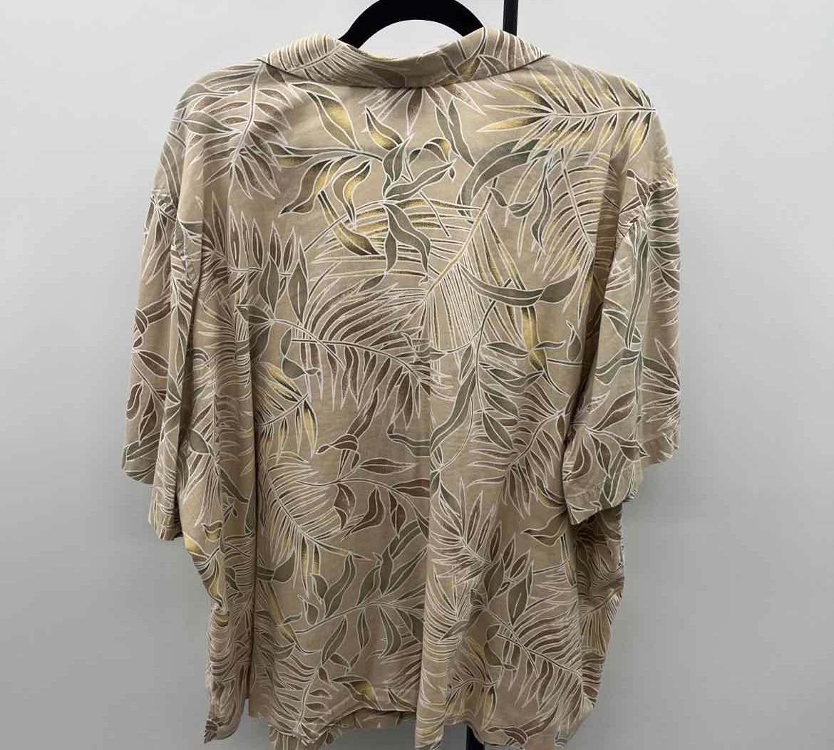 Erika Women's Size 3X Tan Leaf Short Sleeve Shirt