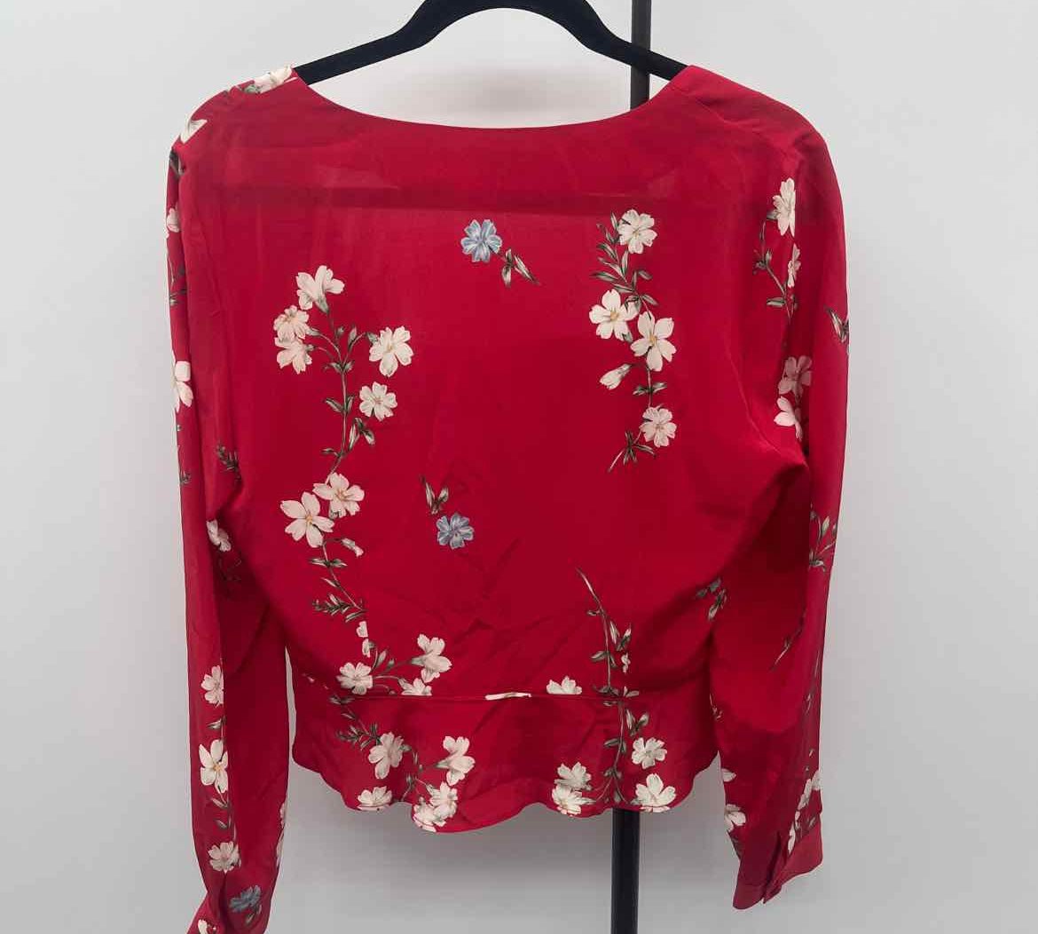 Intermix Women's Size 8 Red Floral Long Sleeve Shirt