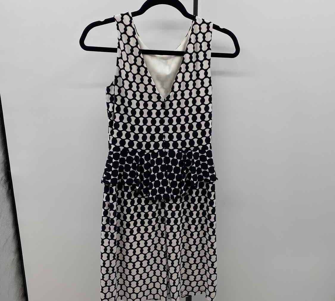 Donna Morgan Women's Size 2 Black Circles Dress