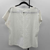 Liz Claiborne Women's Size M White Textured Short Sleeve Shirt