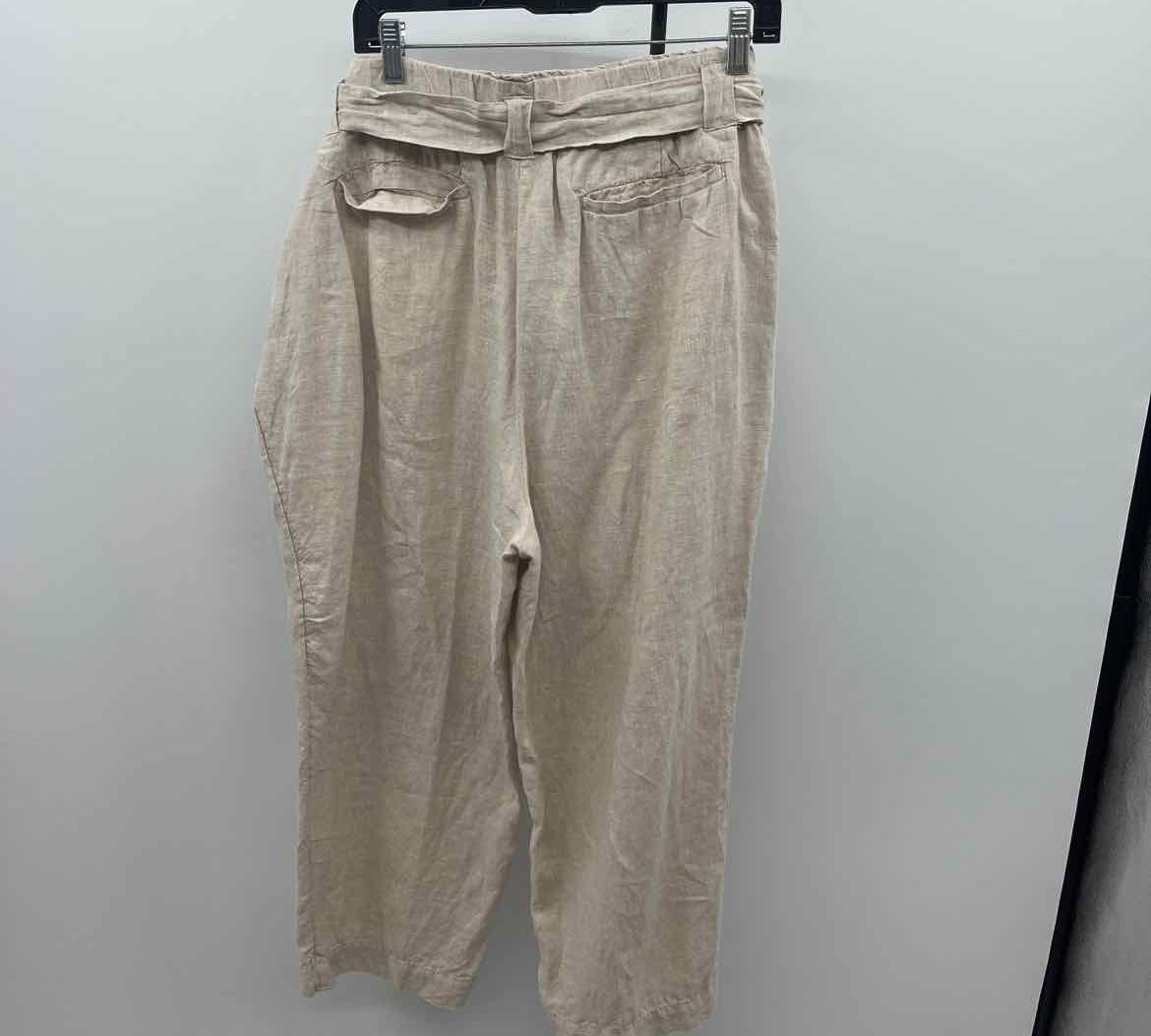 Chico's Women's Size 18 Beige Textured Capris