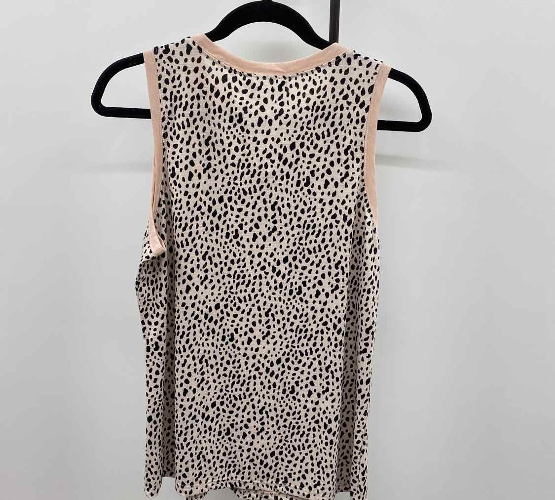 Dokotoo Women's Size M Blush Animal Print Sleeveless Shirt