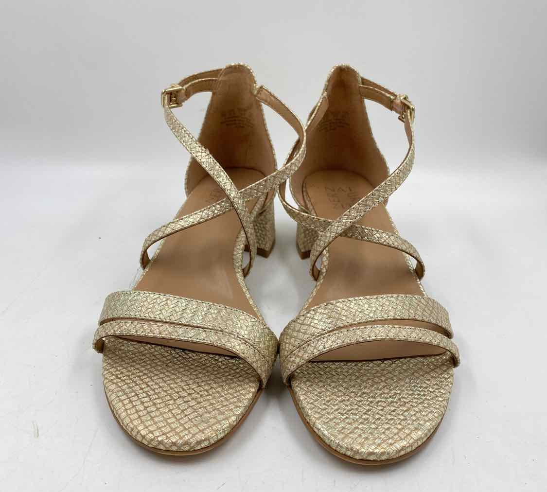 Naturalizer Women's Shoe Size 9 Gold Textured Dress Shoes
