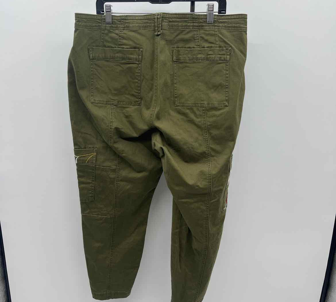 Anthropologie Junior's Size 16W Green Solid Pants