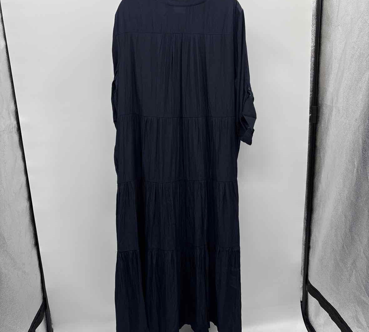 Chico's Women's Size 20 Navy Textured Dress