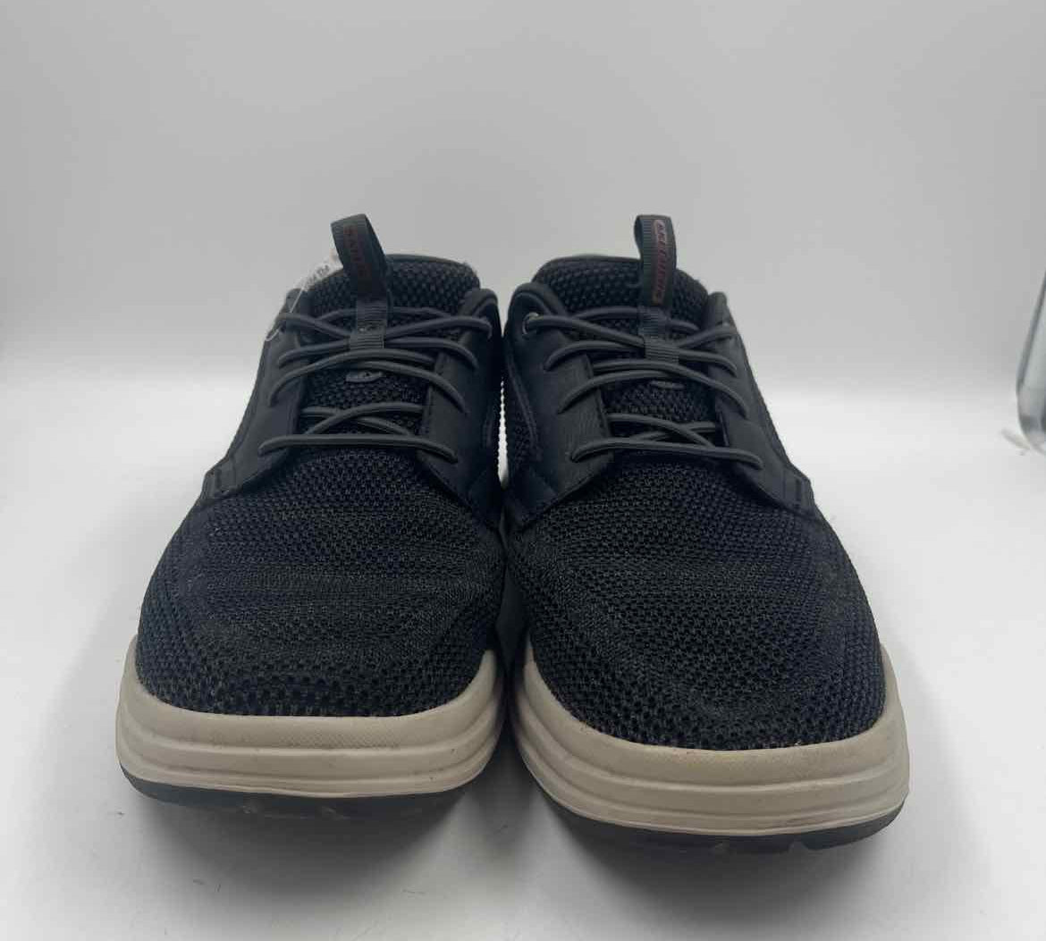 Skechers Men's Shoe Size 11 Black Textured Sneakers