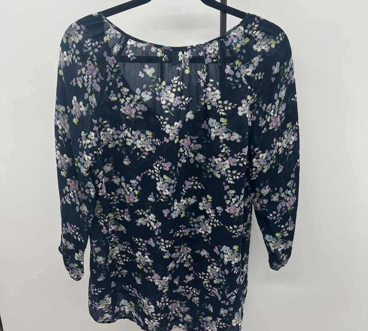 JJill Women's Size 6 Navy Floral Long Sleeve Shirt