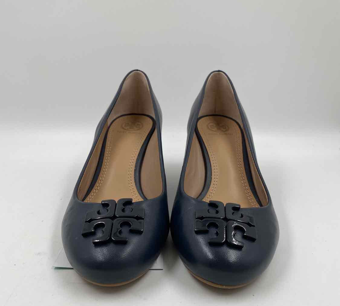Tory Burch Women's Shoe Size 8 Navy Solid Dress Shoes