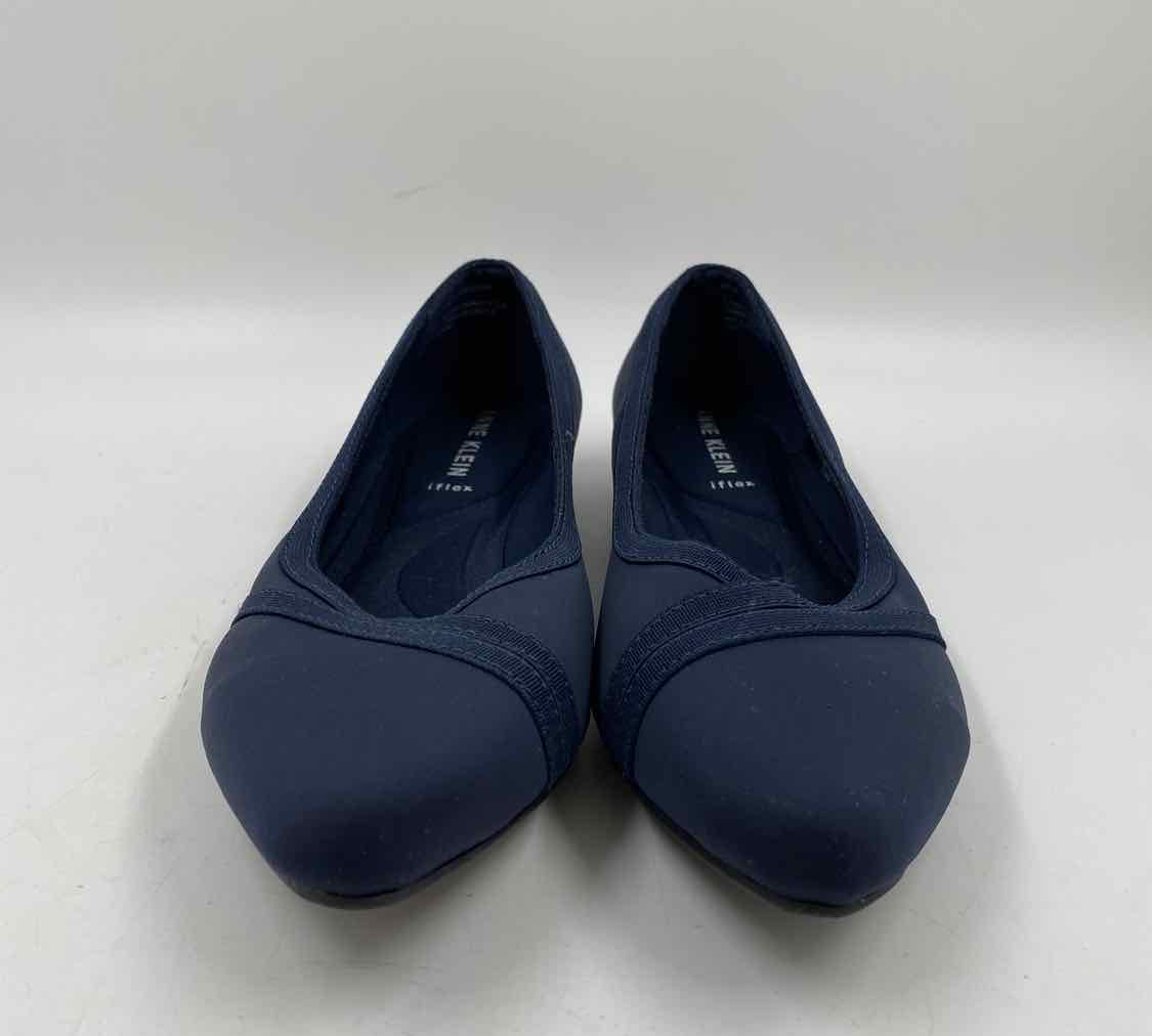 Anne Klein Women's Shoe Size 6 Navy Solid Flats