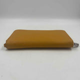 Thirty One Women's Mustard pebbled Wallet