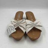 Italian Shoemakers Women's Shoe Size 7 White Solid Sandals