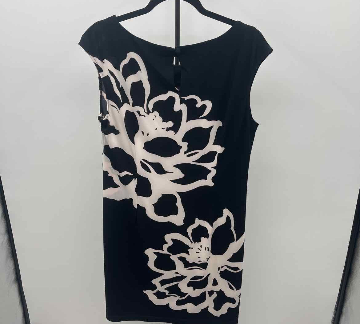 Studio Women's Size 12 Black Floral Dress