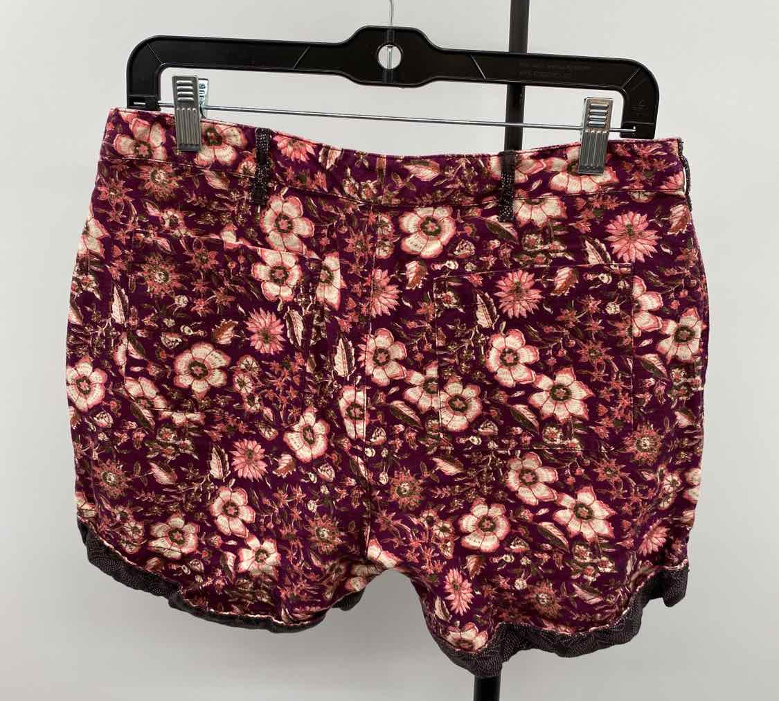 Sundance Women's Size 6 Magenta Floral Shorts